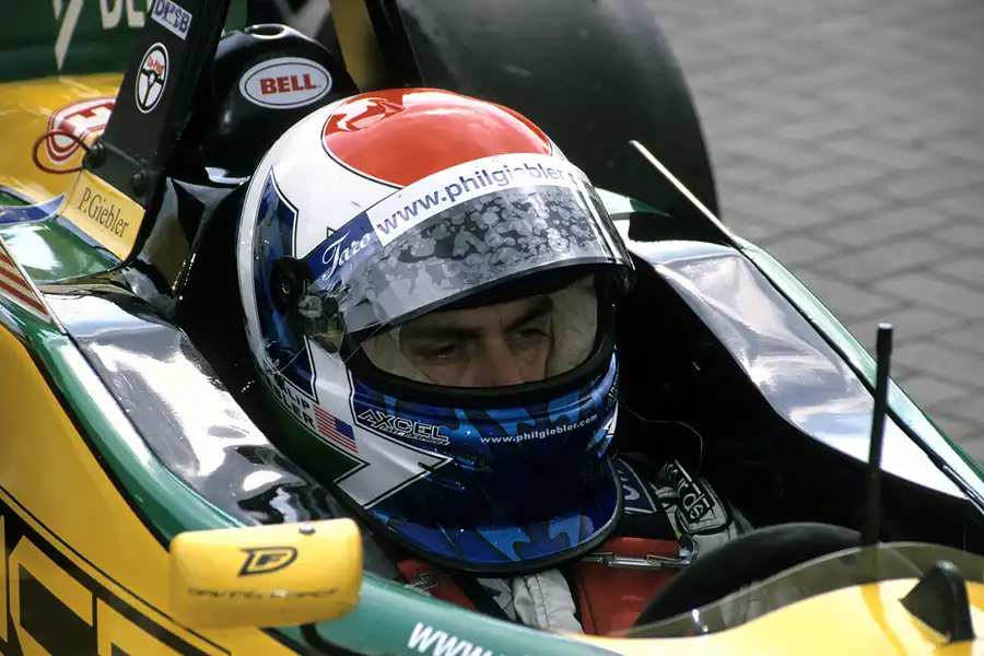 056 | 2001 | Motopark Oschersleben | Deutsche Formel 3 Meisterschaft | © carsten riede fotografie