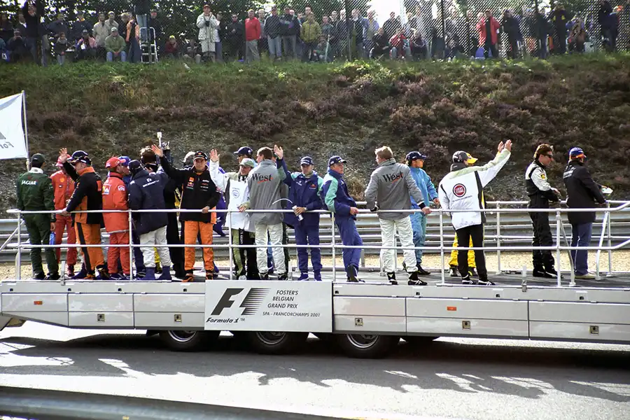 061 | 2001 | Spa-Francorchamps | Circuit De Spa-Francorchamps | Drivers Parade | © carsten riede fotografie