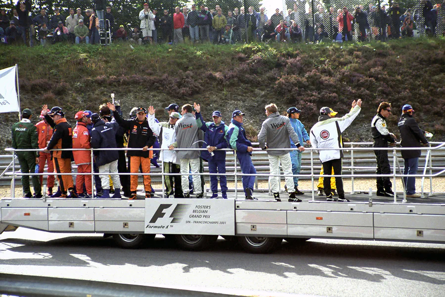 061 | 2001 | Spa-Francorchamps | Circuit De Spa-Francorchamps | Drivers Parade | © carsten riede fotografie
