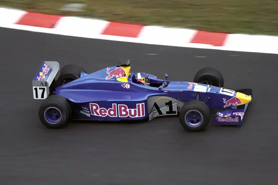 005 | 2001 | Spa-Francorchamps | Lola-Zytek B99/50 | Patrick Friesacher | © carsten riede fotografie