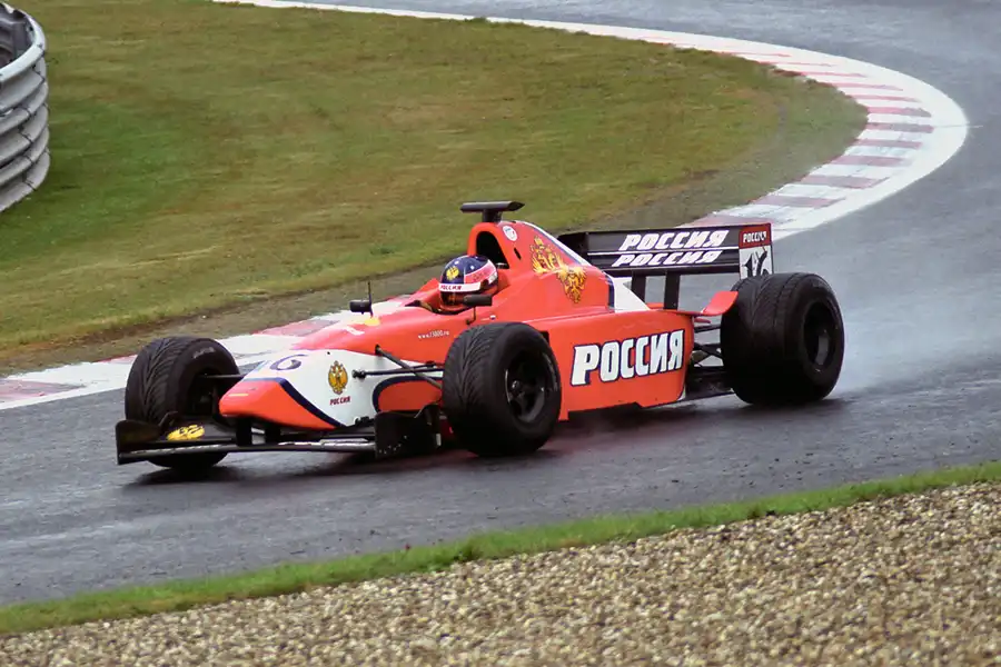 014 | 2001 | Spa-Francorchamps | Lola-Zytek B99/50 | Viktor Maslov | © carsten riede fotografie