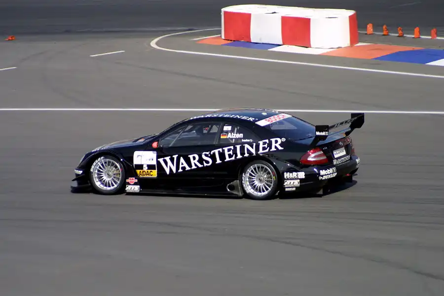 005 | 2002 | Eurospeedway | DTM | Mercedes-Benz CLK-DTM | Uwe Alzen | © carsten riede fotografie