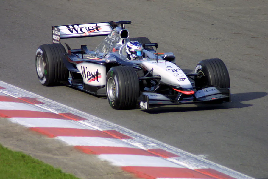043 | 2002 | Spa-Francorchamps | McLaren-Mercedes Benz MP4-17 | Kimi Raikkonen | © carsten riede fotografie