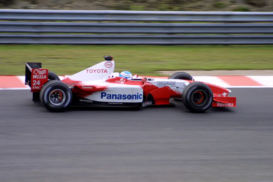 076 | 2002 | Spa-Francorchamps | Toyota TF102 | Mika Salo | © carsten riede fotografie