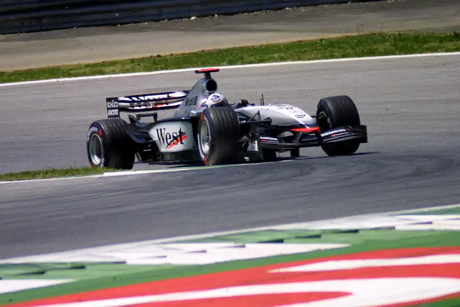 032 | 2003 | Spielberg | McLaren-Mercedes Benz MP4-17D | David Coulthard | © carsten riede fotografie