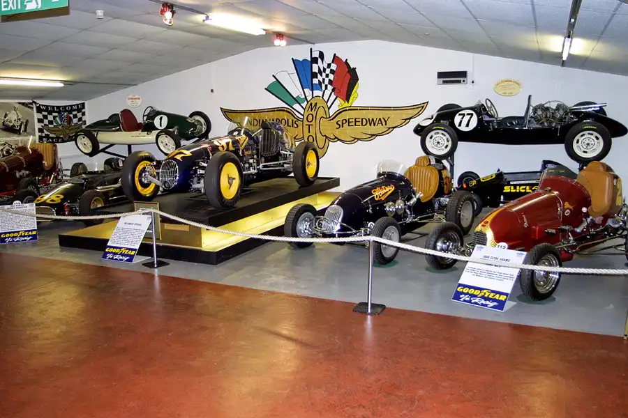 008 | 2003 | Donington | Grand Prix Collection | © carsten riede fotografie