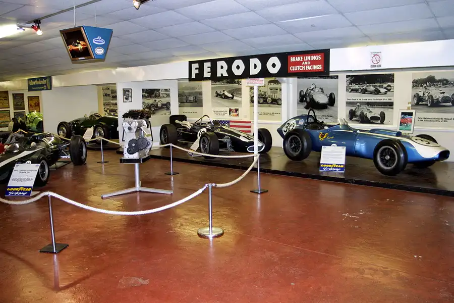 011 | 2003 | Donington | Grand Prix Collection | © carsten riede fotografie