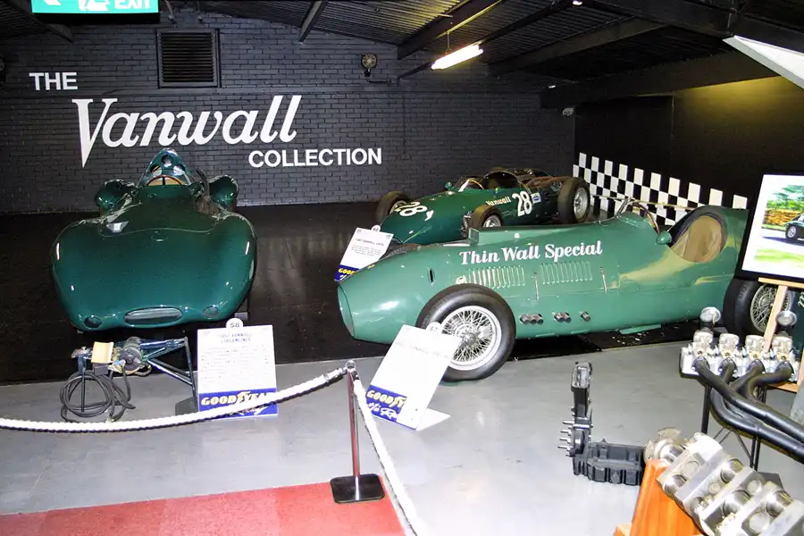 035 | 2003 | Donington | Grand Prix Collection | © carsten riede fotografie