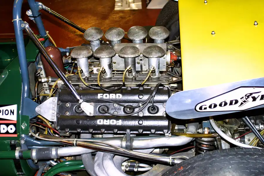 085 | 2003 | Donington | Grand Prix Collection | Brabham-Ford Cosworth BT26-4 (1968-1971) | © carsten riede fotografie