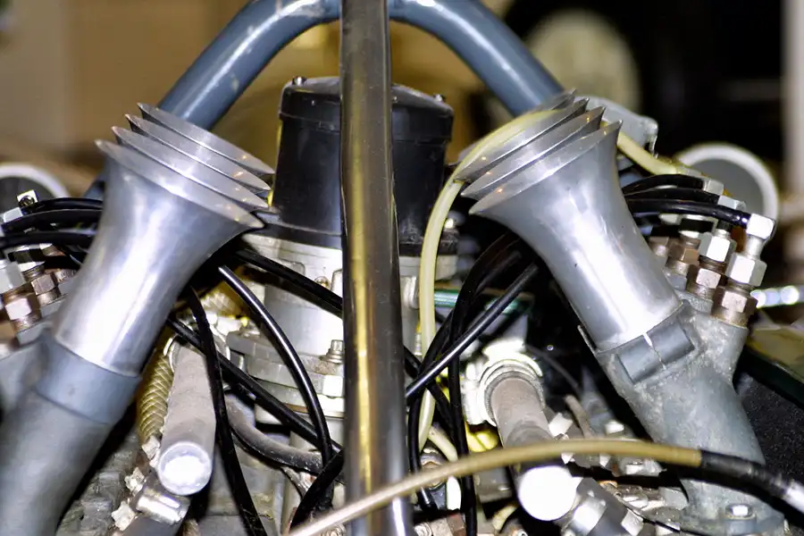 095 | 2003 | Donington | Grand Prix Collection | Brabham-Repco BT20 (1966-1969) | © carsten riede fotografie