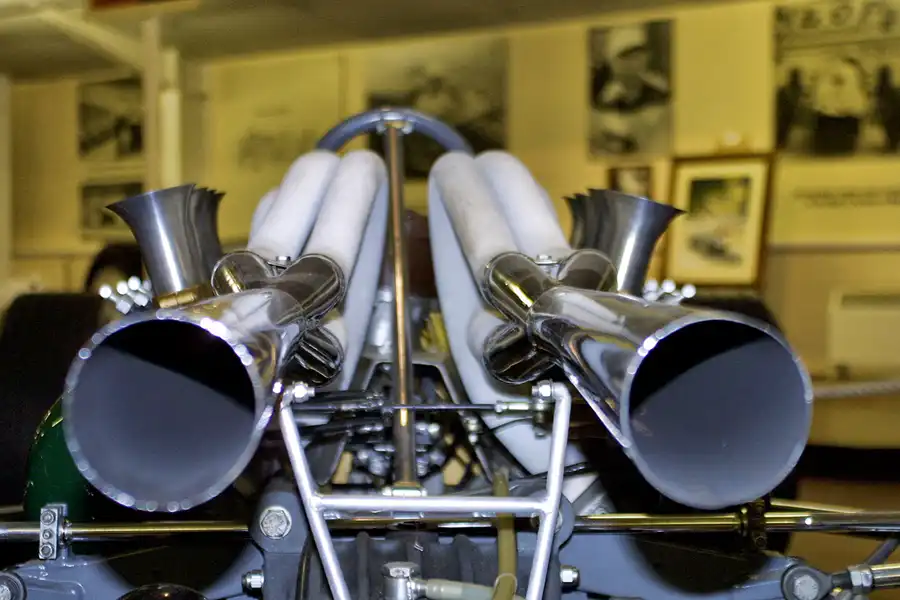 106 | 2003 | Donington | Grand Prix Collection | Brabham-Repco BT24-2 (1967-1969) | © carsten riede fotografie