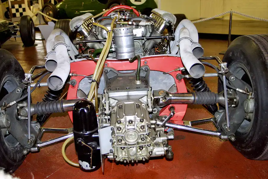 161 | 2003 | Donington | Grand Prix Collection | Cooper-Maserati T81 (1966-1968) | © carsten riede fotografie
