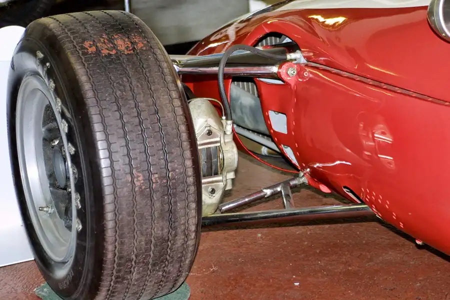 163 | 2003 | Donington | Grand Prix Collection | Cooper-Maserati T81 (1966-1968) | © carsten riede fotografie