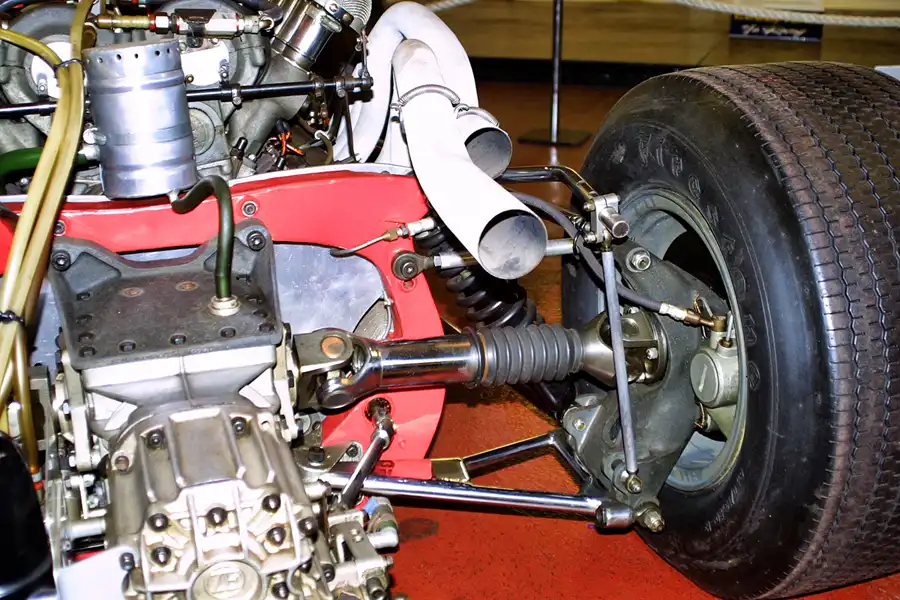 169 | 2003 | Donington | Grand Prix Collection | Cooper-Maserati T81 (1966-1968) | © carsten riede fotografie