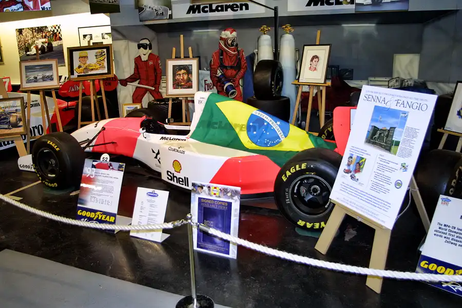 313 | 2003 | Donington | Grand Prix Collection | McLaren-Ford Cosworth MP4/8-8 (1993) | © carsten riede fotografie