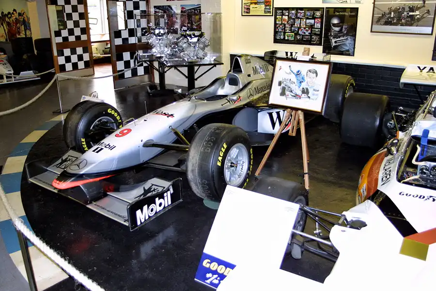 331 | 2003 | Donington | Grand Prix Collection | McLaren-Mercedes Benz MP4/12 (1997) | © carsten riede fotografie