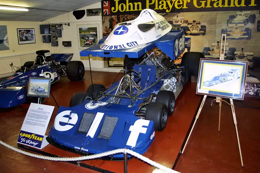 370 | 2003 | Donington | Grand Prix Collection | Tyrrell-Ford Cosworth P34 (1976-1977) | © carsten riede fotografie
