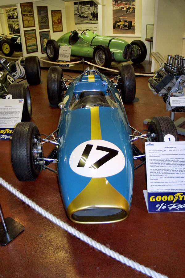 071 | 2003 | Donington | Grand Prix Collection | Brabham-Climax BT3 (1962-1965) | © carsten riede fotografie