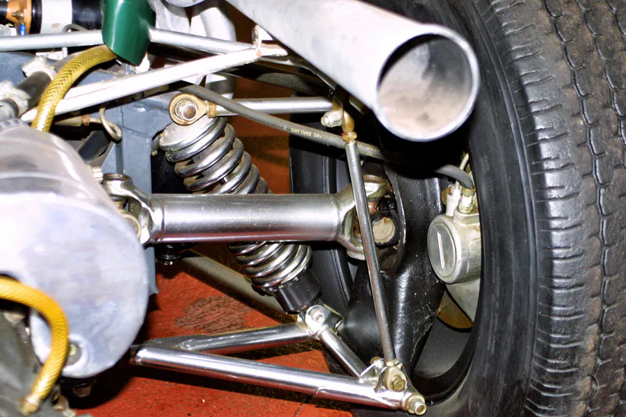 096 | 2003 | Donington | Grand Prix Collection | Brabham-Repco BT20 (1966-1969) | © carsten riede fotografie