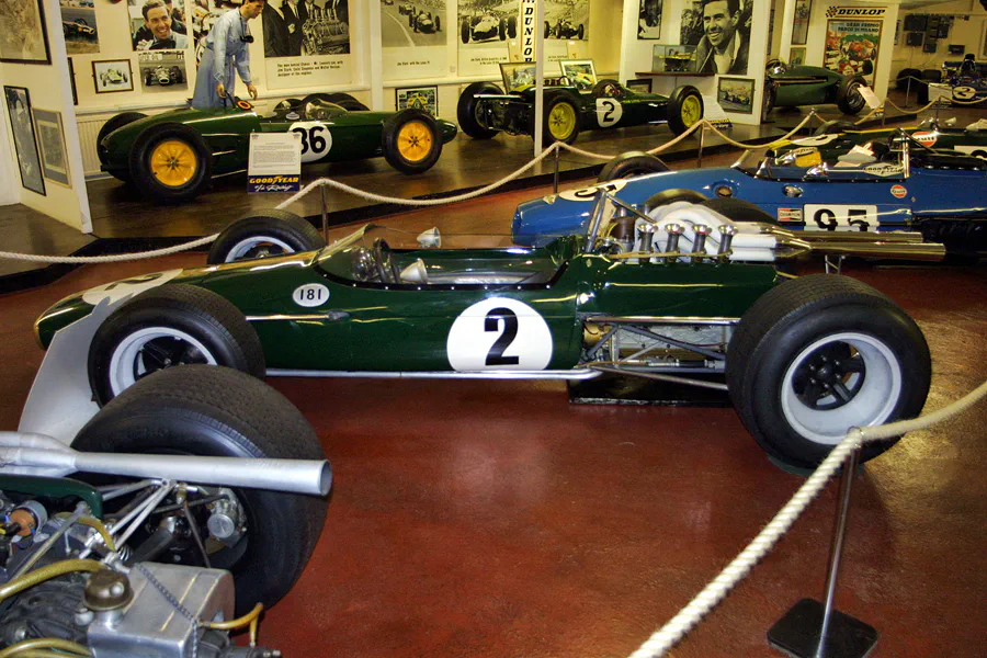 103 | 2003 | Donington | Grand Prix Collection | Brabham-Repco BT24-2 (1967-1969) | © carsten riede fotografie
