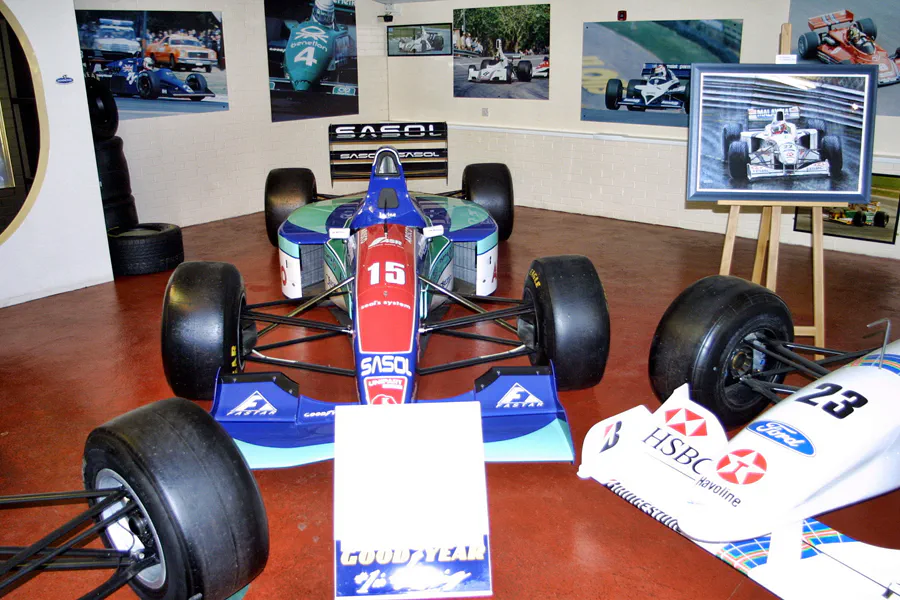 213 | 2003 | Donington | Grand Prix Collection | Jordan-Hart 194 (1994) | © carsten riede fotografie