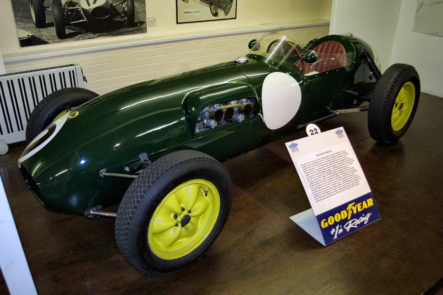 225 | 2003 | Donington | Grand Prix Collection | Lotus-Climax 12 (1958-1959) | © carsten riede fotografie