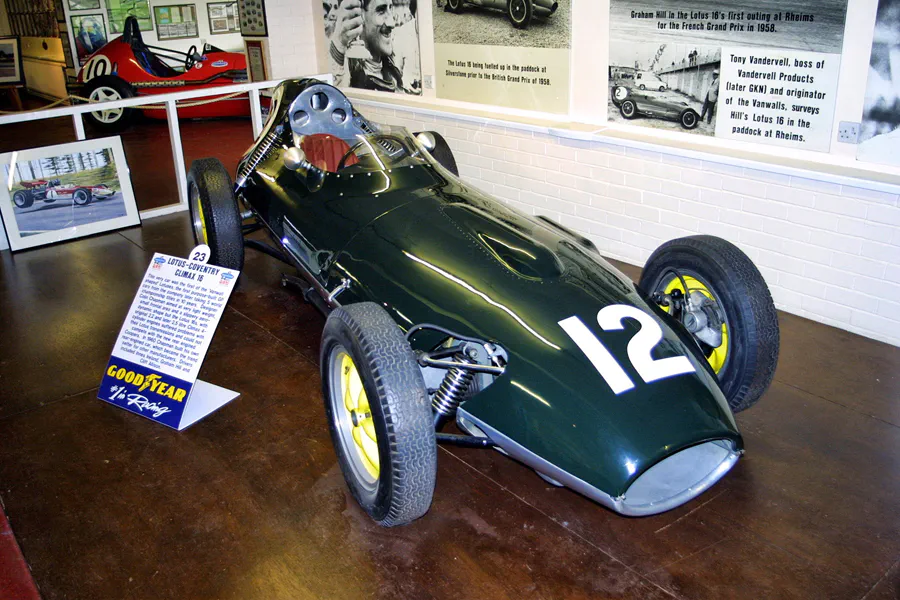 230 | 2003 | Donington | Grand Prix Collection | Lotus-Climax 16 (1958-1960) | © carsten riede fotografie
