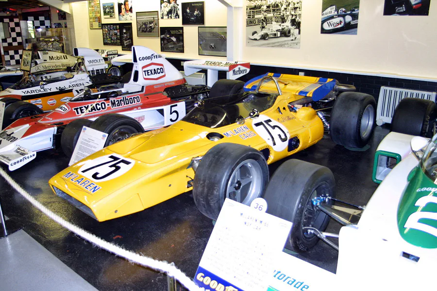 284 | 2003 | Donington | Grand Prix Collection | McLaren M15 Indy | © carsten riede fotografie