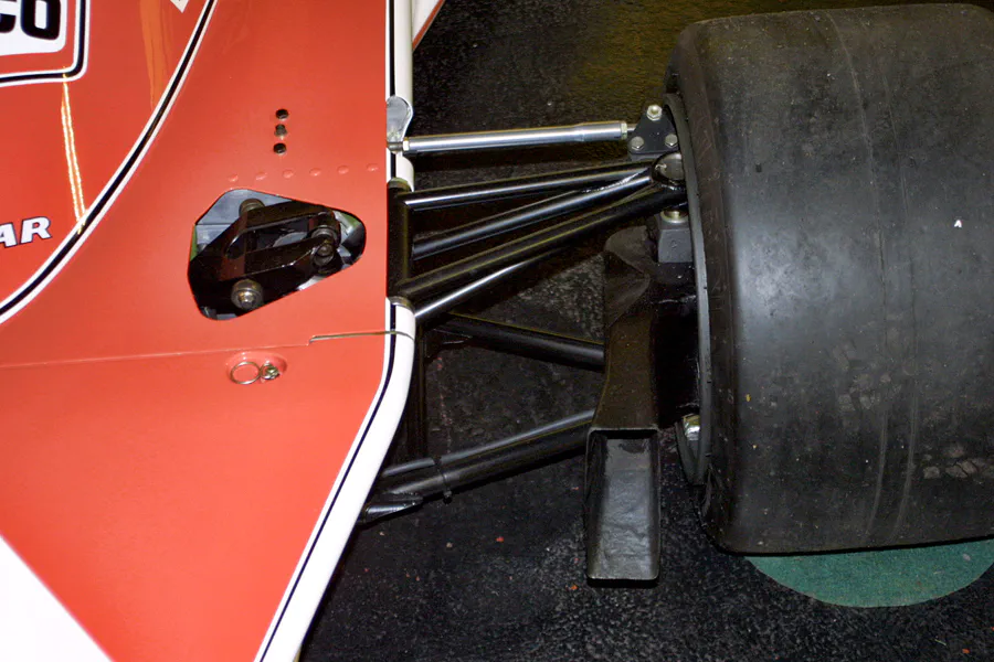 290 | 2003 | Donington | Grand Prix Collection | McLaren-Ford Cosworth M23-5 (1973-1978) | © carsten riede fotografie