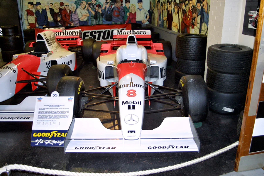 330 | 2003 | Donington | Grand Prix Collection | McLaren-Mercedes Benz MP4/11-4 (1996) | © carsten riede fotografie