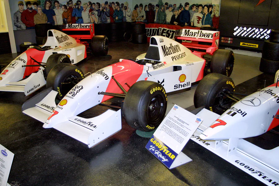 332 | 2003 | Donington | Grand Prix Collection | McLaren-Peugeot MP4/9 (1994) | © carsten riede fotografie