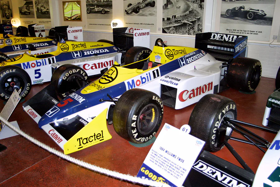 388 | 2003 | Donington | Grand Prix Collection | Williams-Honda FW10 (1985) | © carsten riede fotografie