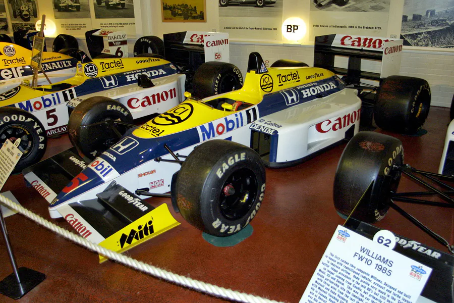 389 | 2003 | Donington | Grand Prix Collection | Williams-Honda FW11 (1986) | © carsten riede fotografie