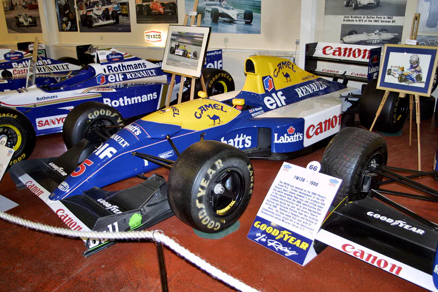 393 | 2003 | Donington | Grand Prix Collection | Williams-Renault FW14B (1992) | © carsten riede fotografie