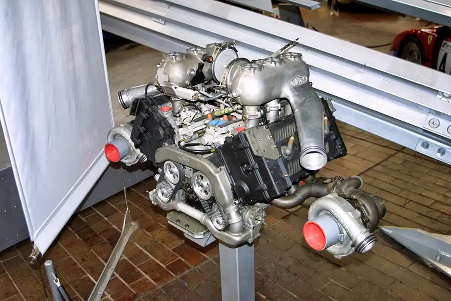 101 | 2003 | Beaulieu | The National Motor Museum | Ford Cosworth TEC V6t Motor (1986) | © carsten riede fotografie