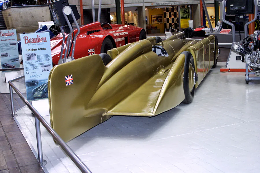 104 | 2003 | Beaulieu | The National Motor Museum | Golden Arrow (1929) | © carsten riede fotografie