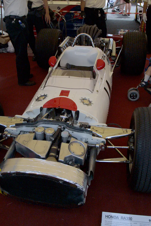 106 | 2003 | Goodwood | Festival Of Speed | Honda RA300 (1967-1968) | © carsten riede fotografie
