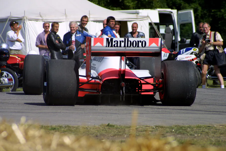 144 | 2003 | Goodwood | Festival Of Speed | McLaren-Honda MP4/5 (1989) | Anthony Davidson | © carsten riede fotografie