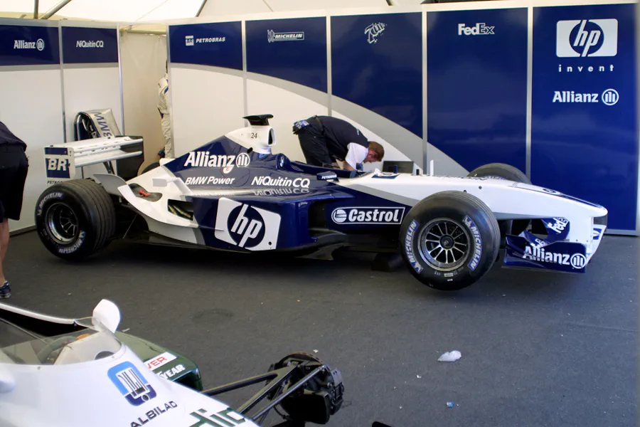 181 | 2003 | Goodwood | Festival Of Speed | Williams-BMW FW24 (2002) | © carsten riede fotografie