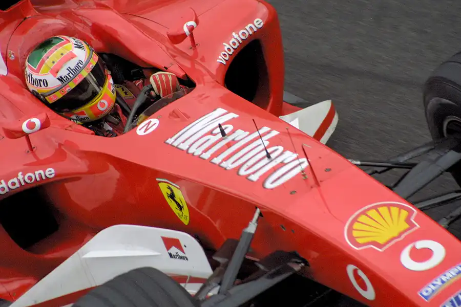 017 | 2003 | Monza | Ferrari F2003-GA | Luca Badoer | © carsten riede fotografie