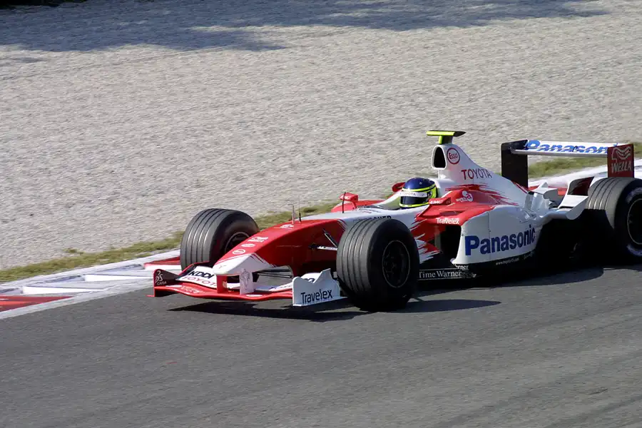 086 | 2003 | Monza | Toyota TF103 | Christiano Da Matta | © carsten riede fotografie