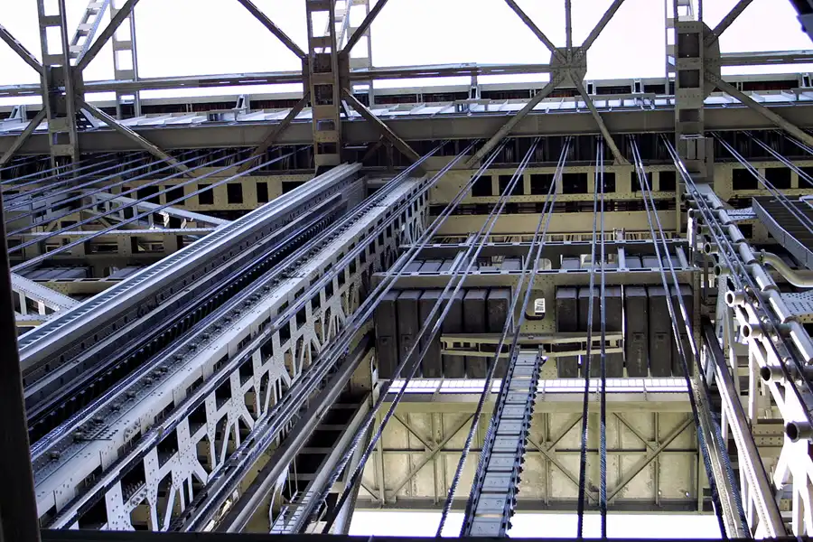 076 | 2004 | Niederfinow | Schiffshebewerk | © carsten riede fotografie