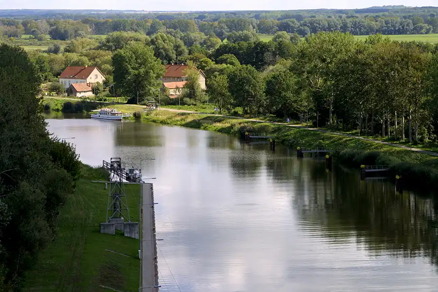 086 | 2004 | Niederfinow | Schiffshebewerk | © carsten riede fotografie