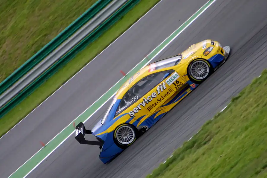 040 | 2004 | Eurospeedway | DTM | Opel Astra Coupe | Jeroen Bleekemolen | © carsten riede fotografie