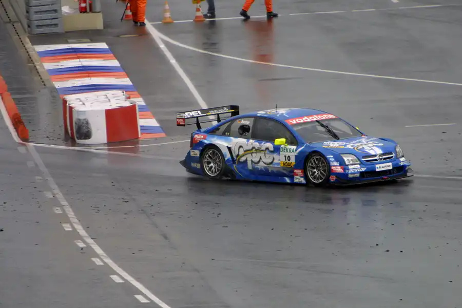 051 | 2004 | Eurospeedway | DTM | Opel Vectra GTS | Manuel Reuter | © carsten riede fotografie