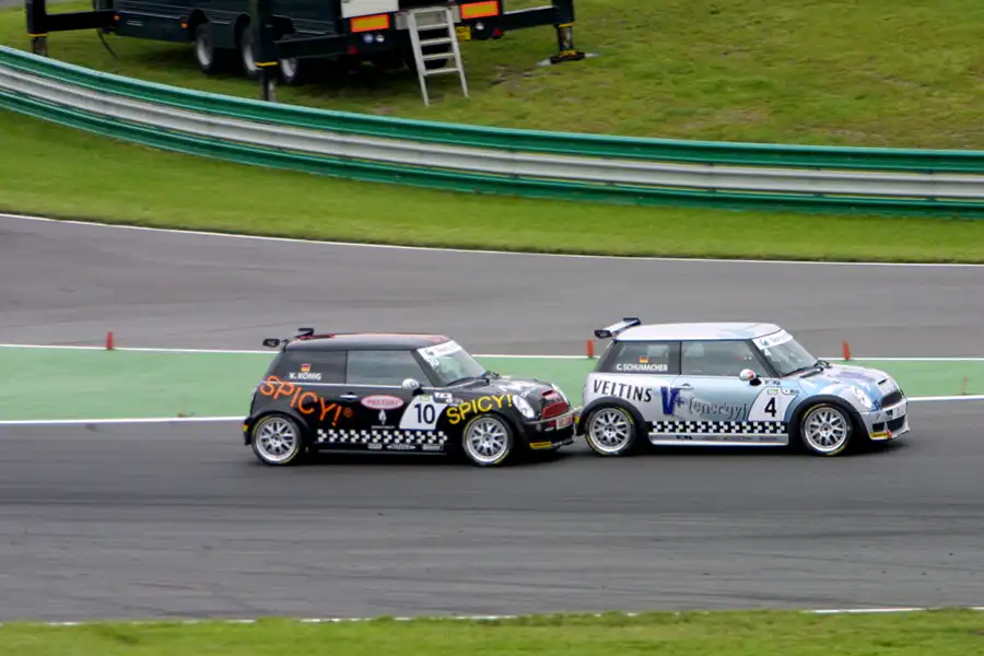 077 | 2004 | Eurospeedway | Mini Challenge | © carsten riede fotografie