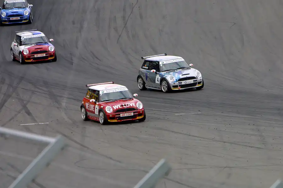 081 | 2004 | Eurospeedway | Mini Challenge | © carsten riede fotografie