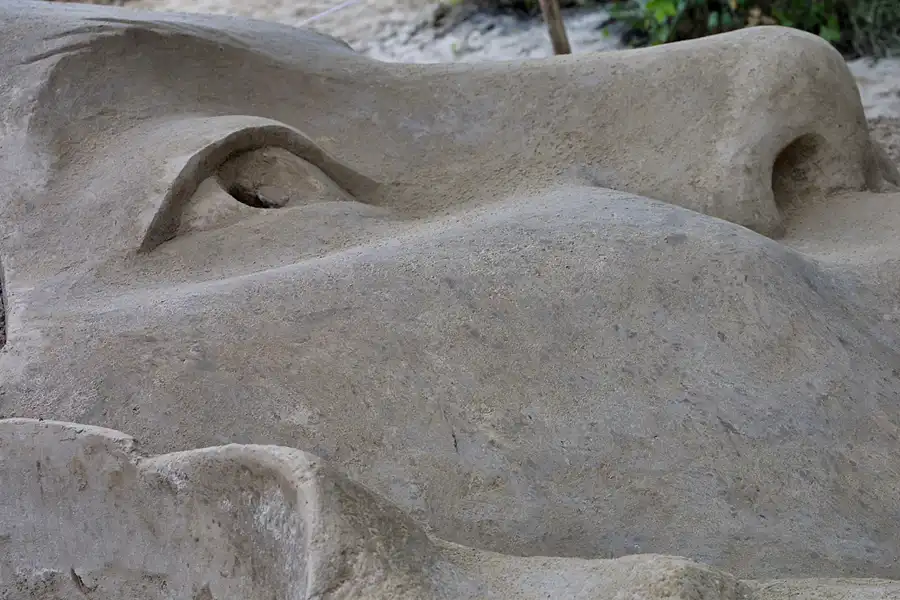 011 | 2004 | Berlin | Sandsation 04 – Internationales Sandskulpturenfestival | © carsten riede fotografie