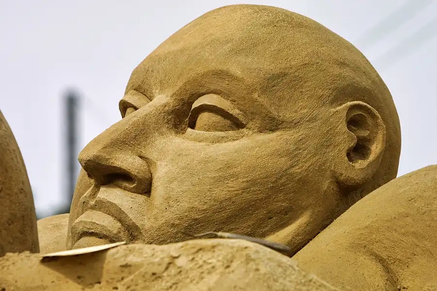 023 | 2004 | Berlin | Sandsation 04 – Internationales Sandskulpturenfestival | © carsten riede fotografie