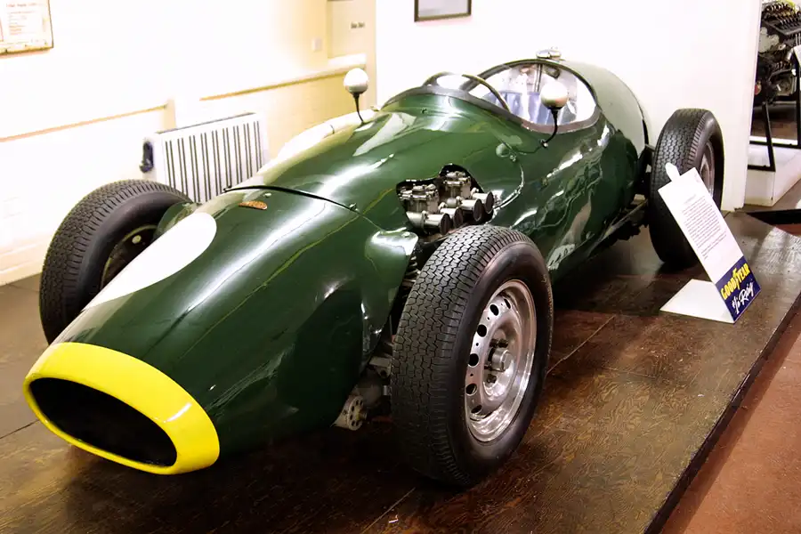 069 | 2004 | Donington | Grand Prix Collection | Connaught B (1955-1958) | © carsten riede fotografie